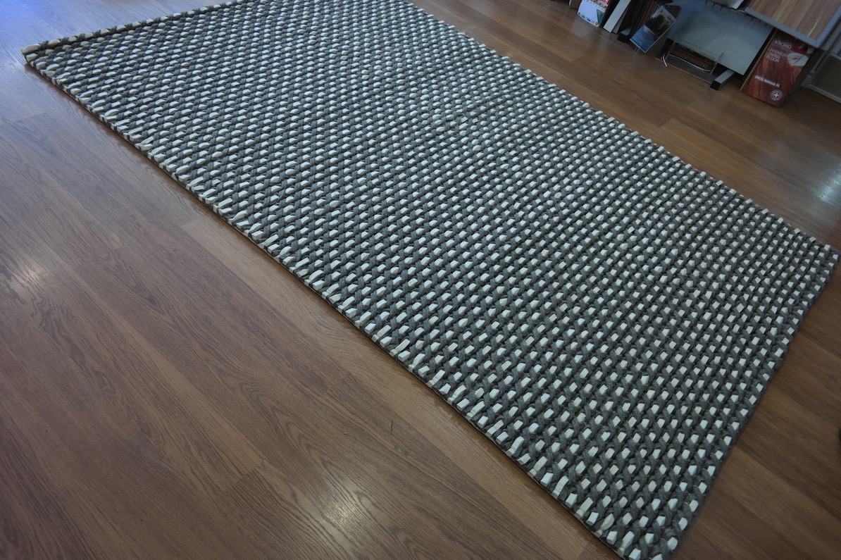 13d new handmade carpets