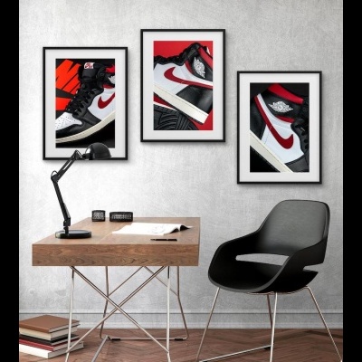 Σετ Ξύλινων Κάδρων Red & Black Sneakers KDS004